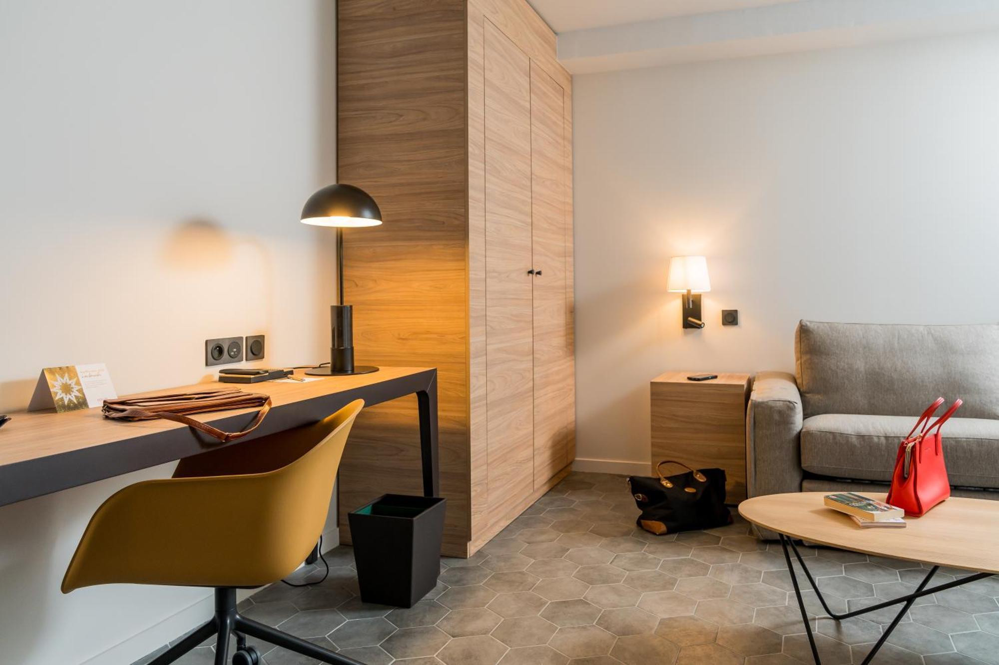 Dolce By Wyndham Versailles - Domaine Du Montcel Jouy en Josas Bagian luar foto