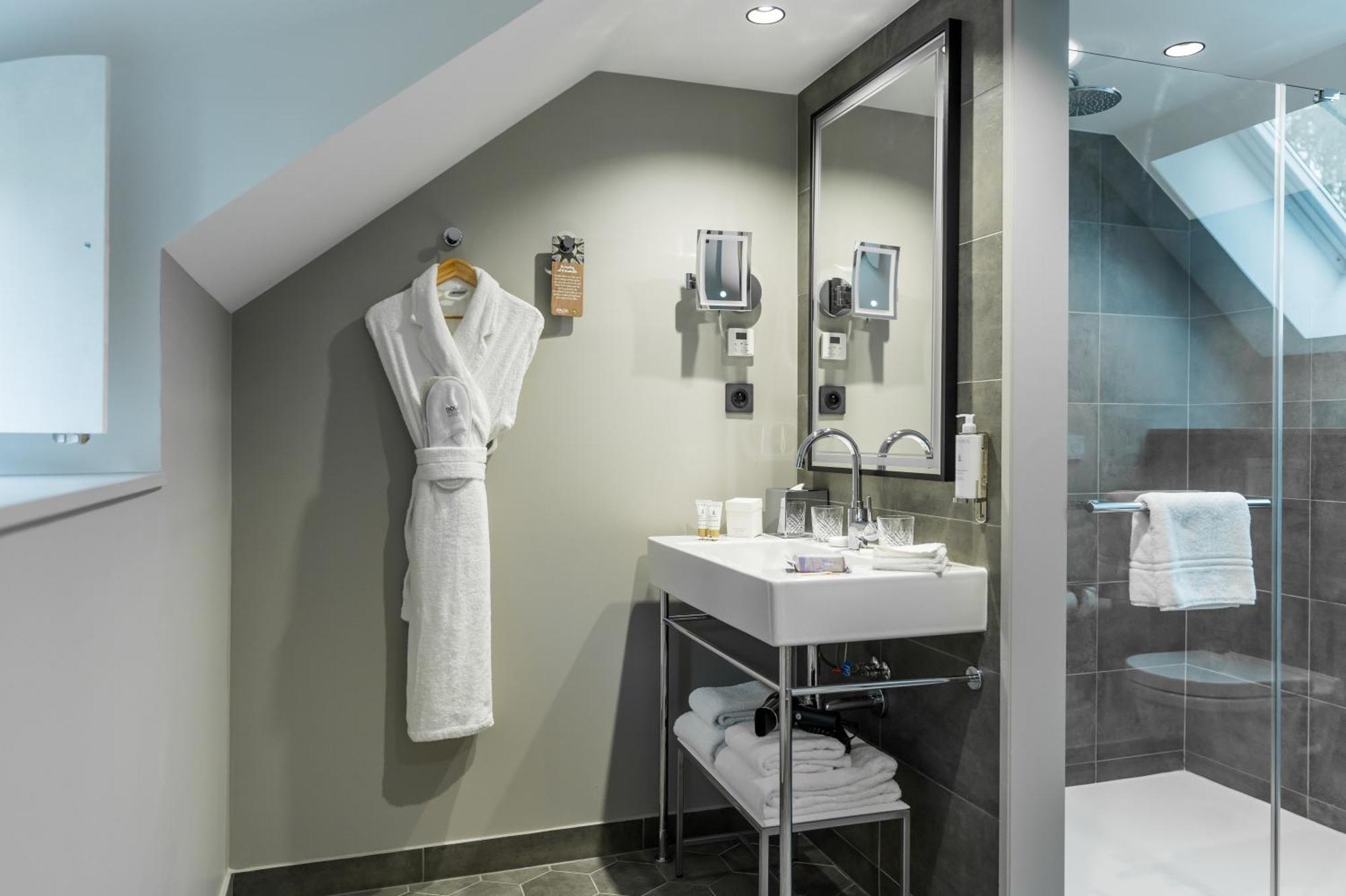 Dolce By Wyndham Versailles - Domaine Du Montcel Jouy en Josas Bagian luar foto
