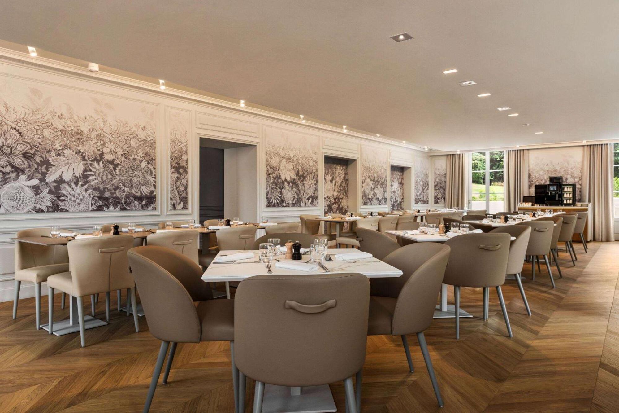 Dolce By Wyndham Versailles - Domaine Du Montcel Jouy en Josas Bagian luar foto