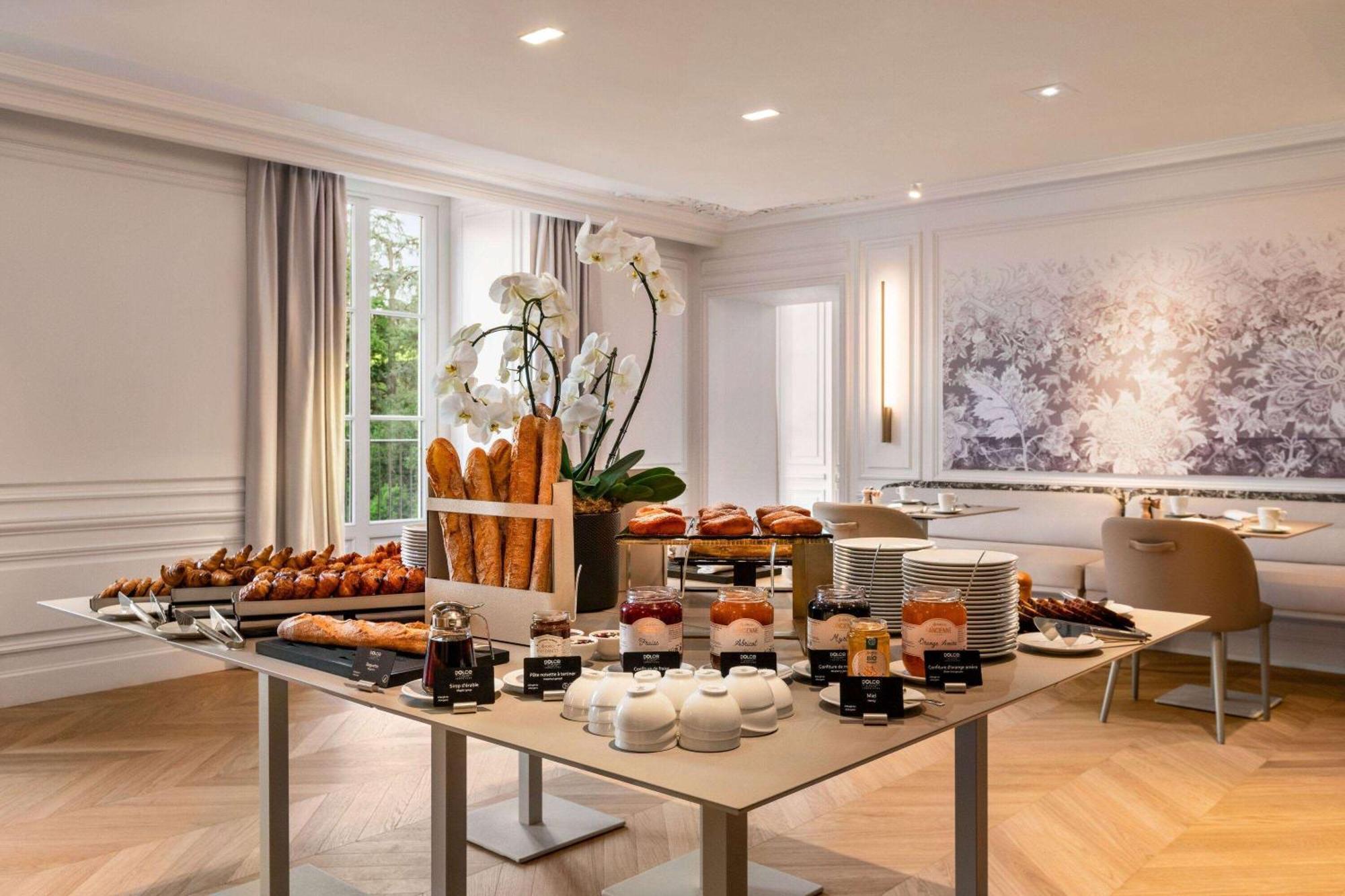 Dolce By Wyndham Versailles - Domaine Du Montcel Jouy en Josas Bagian luar foto