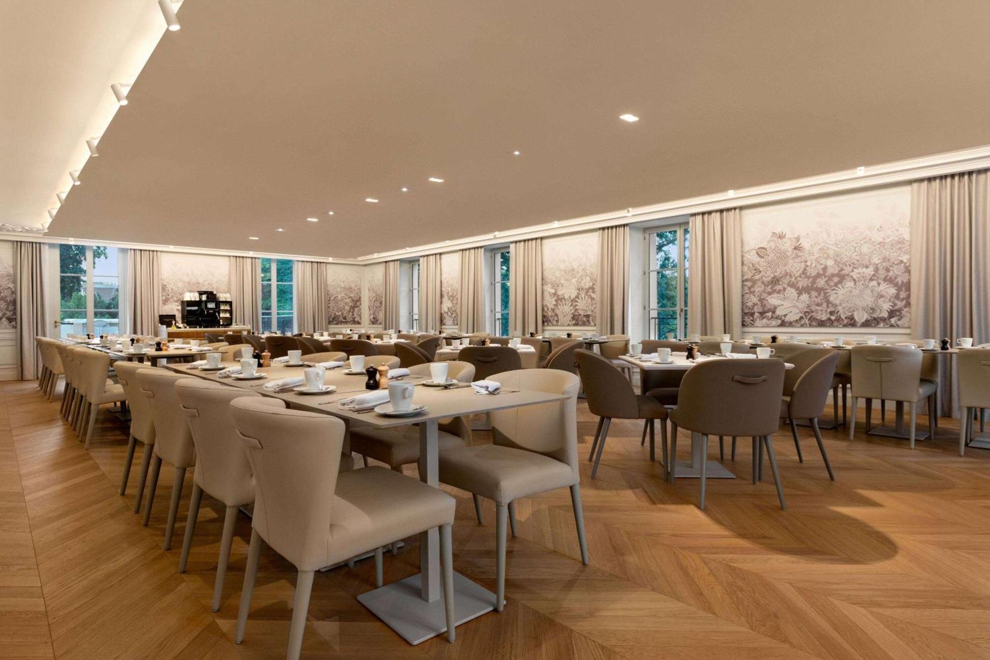 Dolce By Wyndham Versailles - Domaine Du Montcel Jouy en Josas Bagian luar foto