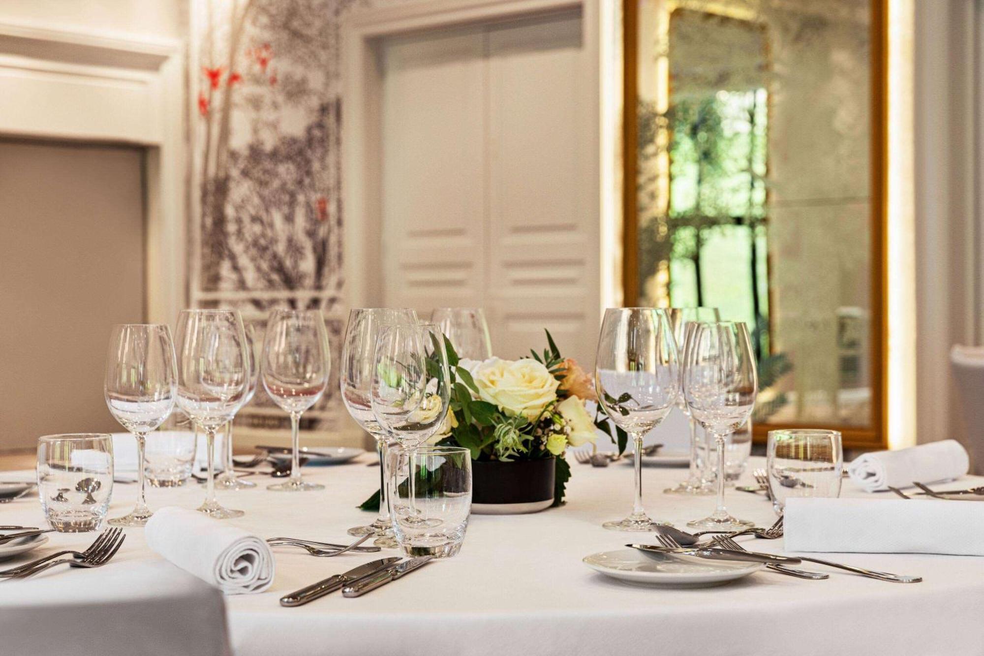 Dolce By Wyndham Versailles - Domaine Du Montcel Jouy en Josas Bagian luar foto