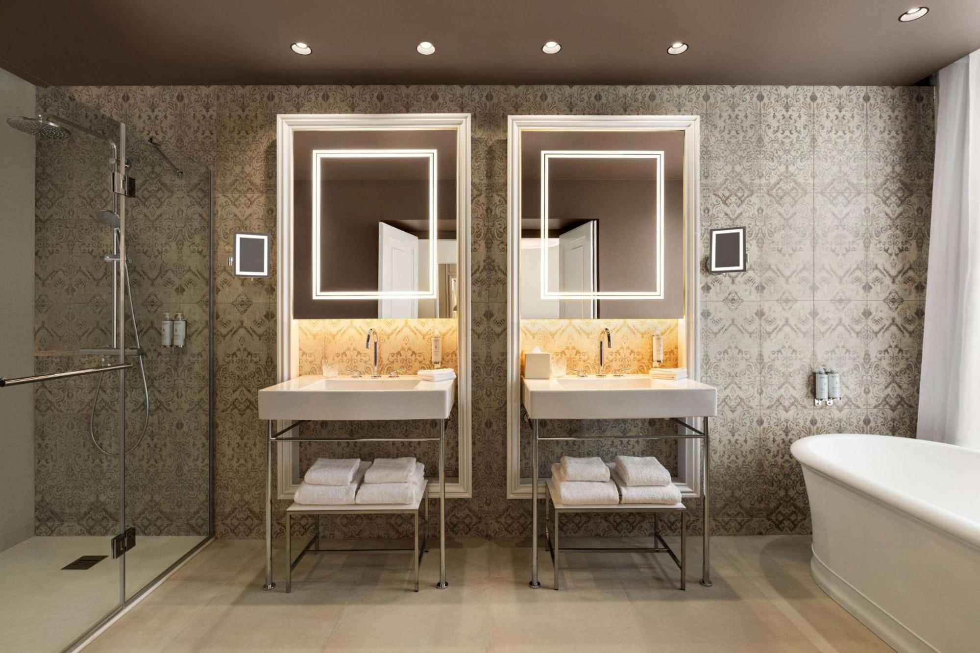 Dolce By Wyndham Versailles - Domaine Du Montcel Jouy en Josas Bagian luar foto